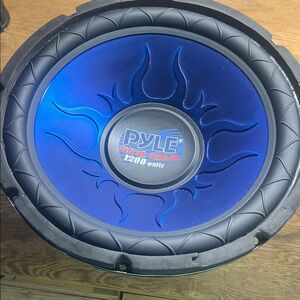 12" Pyle Blue Wave 1200 watt Speakers